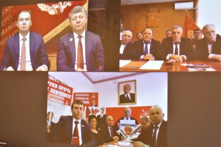 Юрий Афонин и Дмитрий Новиков провели видеоконференцию с регионами 