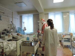 Севастопольские коммунисты поздравили маленьких пациентов городской больницы №5 с наступающим Новым годом