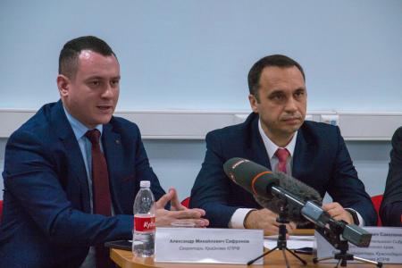 В Краснодаре состоялась пресс-конференция руководителей краевого отделения КПРФ, коммунистов-депутатов