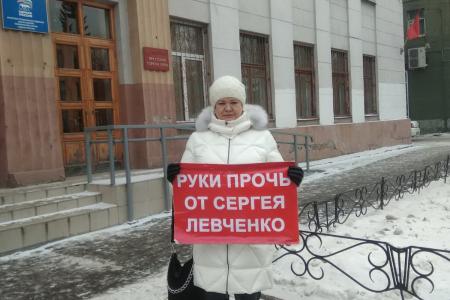 В Иркутской области проходят пикеты против «империи лжи»