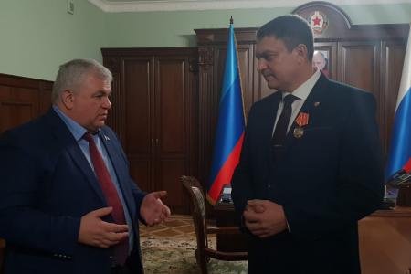 Делегация КПРФ во главе с К.К. Тайсаевым в преддверии Нового года посетила Донецкую и Луганскую республики
