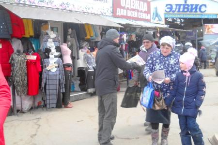 Саратовские активисты КПРФ провели очередные пикеты в поддержку Павла Грудинина и Сергея Левченко 