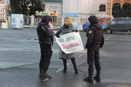 Фракция КПРФ в Ярославской Думе провела серию пикетов в защиту Левченко и Грудинина