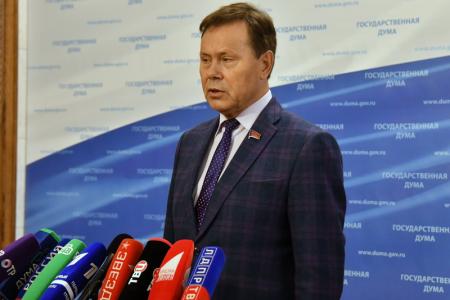 Н.В. Арефьев: «Кого наше правительство больше любит: бездомных собак или детей?»