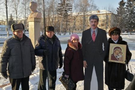 В Барнауле проводился пикет в поддержку П.Н. Грудинина и совхоза имени Ленина