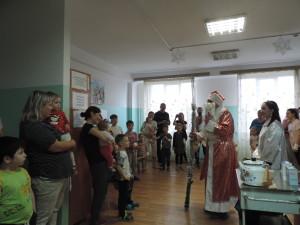 Севастопольские коммунисты поздравили маленьких пациентов городской больницы №5 с наступающим Новым годом