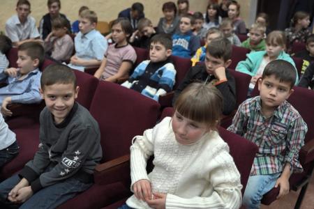 Делегация КПРФ во главе с К.К. Тайсаевым в преддверии Нового года посетила Донецкую и Луганскую республики