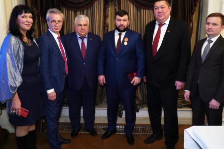 Делегация КПРФ во главе с К.К. Тайсаевым в преддверии Нового года посетила Донецкую и Луганскую республики