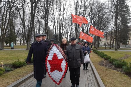 Великий Новгород. КПРФ приняла участие в памятных мероприятиях, посвящённых 76-й годовщине освобождения Новгорода от немецко-фашистских захватчиков