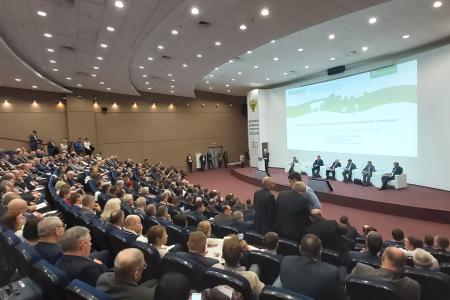 В.И. Кашин принял участие во Всероссийском агрономическом и агроинженерном совещании