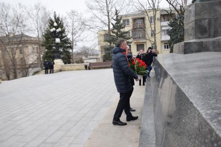 Севастопольские коммунисты почтили память Владимира Ильича Ленина