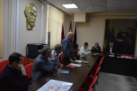 Коммунисты и литераторы провели в Барнауле памятную встречу, посвященную первому редактору газеты крайкома КПРФ Виктору Сапову