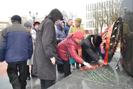 Коммунисты Калмыкии почтили память В.И. Ленина