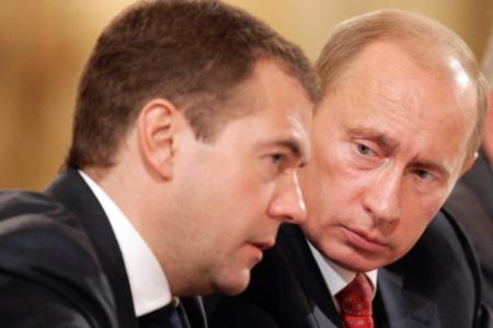 Доктор политических наук  С.П. Обухов - «Свободной прессе»: Медведев взбрыкнул и его заменили Мишустиным