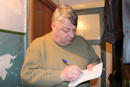 Саратов. О.Н. Алимова встретилась с жителями трущоб 