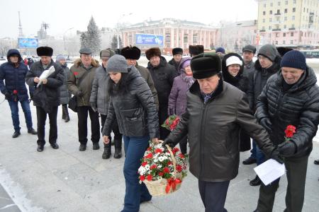 В Барнауле коммунисты почтили память В.И. Ленина