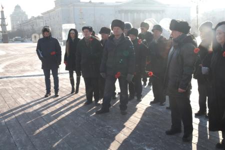 В столице Забайкалья коммунисты почтили память Владимира Ленина