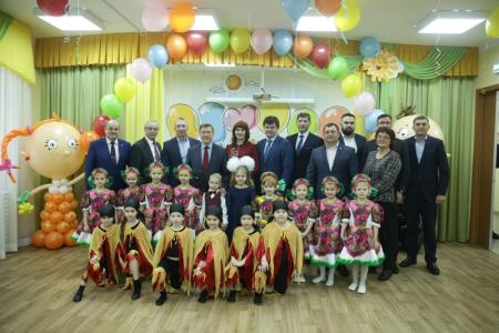 Мэр Новосибирска Анатолий Локоть открыл новый детский сад в Первомайском районе города 