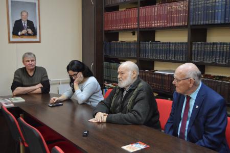 Коммунисты и литераторы провели в Барнауле памятную встречу, посвященную первому редактору газеты крайкома КПРФ Виктору Сапову