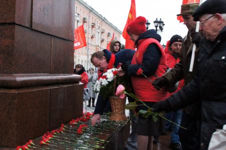 Ивановские коммунисты почтили память Владимира Ильича Ленина