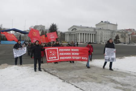 Саратовские коммунисты почтили память В.И. Ленина