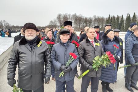 Сергей Пантелеев принял участие в траурной церемонии на Пискаревском мемориальном кладбище в Санкт-Петербурге