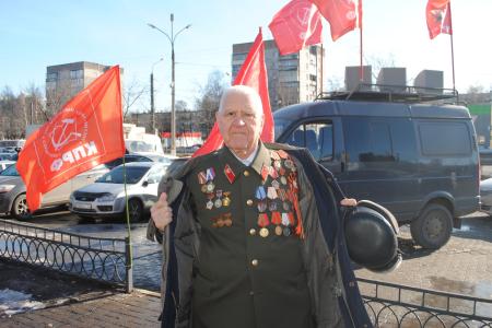 Нижний Новгород. Автозавод вышел на митинг