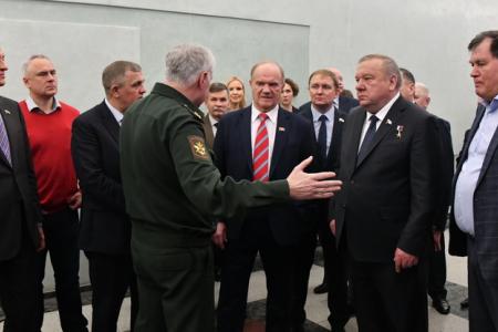 Г.А. Зюганов принял участие в открытие выставки в Госдуме, посвященной защитникам Отечества