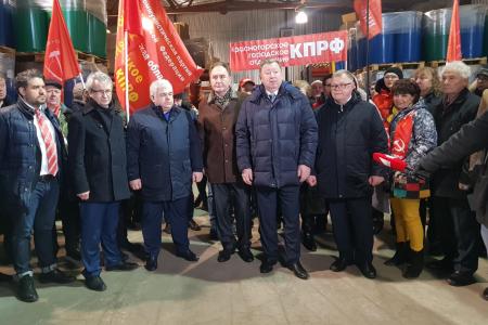 84-й гуманитарный конвой КПРФ ушёл на Донбасс