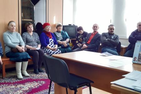 Депутат-коммунист Тюменской облдумы Иван Левченко провел личный прием граждан и политическую учебу в Ярковском  райкоме КПРФ
