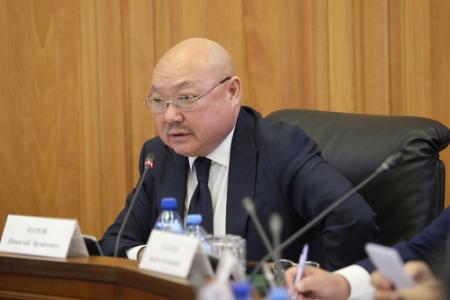 В Калмыкии по инициативе коммунистов принят закон «О детях войны»