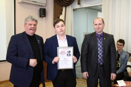 В Астрахани при поддержке КПРФ прошёл литературный конкурс имени Мусы Джалиля. В этом году он был приурочен к 75-летию Великой Победы