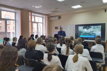 «Полководцы Победы». Ярослав Листов встретился со студентами колледжа МИД России