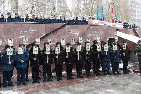 Н.Н. Иванов принял участие в церемонии возложения цветов в Пролетарском сквере в связи с 31-й годовщиной вывода советских войск из Афганистана