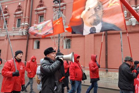Коммунисты Тамбовской области приняли участие в шествии и митинге в Москве