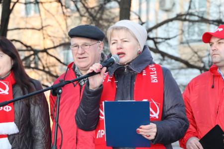 В Рязани прошёл митинг в честь Дня Советской Армии и Военно-Морского Флота