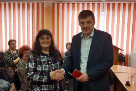 Тюменские коммунисты продолжают сбор подписей в поддержку конституционных поправок КПРФ