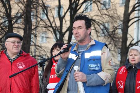 В Рязани прошёл митинг в честь Дня Советской Армии и Военно-Морского Флота