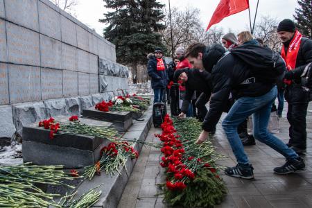 Пермский крайком КПРФ провел торжественный митинг