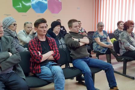 Тюменские коммунисты продолжают сбор подписей в поддержку конституционных поправок КПРФ
