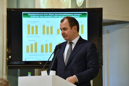 Г.А. Зюганов: «Или будем вкладывать в село, или дальше будем хиреть и вымирать»