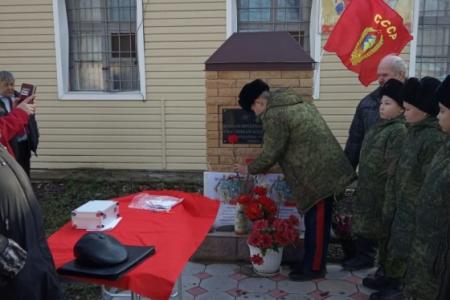 Республика Калмыкия. КПРФ провела памятное мероприятие, посвященное 31-й годовщине вывода советских войск из Афганистана