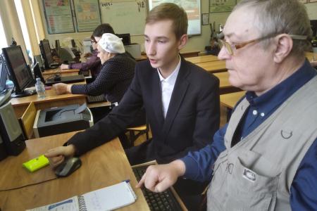 Дети войны сели за парты компьютерного класса белгородской школы №35
