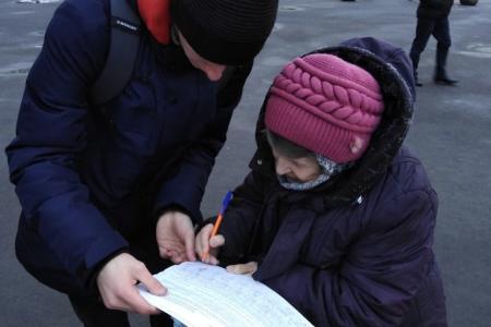 В Тульской области продолжается сбор подписей за поправки в Конституцию, внесенные КПРФ