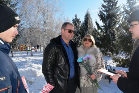 «Комсомол нужен и сегодня!». Курганские комсомольцы провели опрос населения 