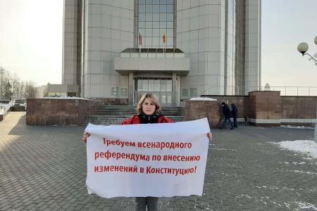 Чувашия. Чебоксарцы получили спецвыпуск газеты «Правда»