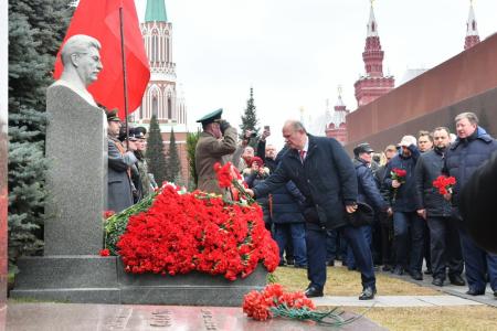 Г.А. Зюганов: Ленин, Сталин и Победа – абсолютно неразделимы!