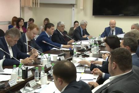Д.А. Парфенов: «ЕР» отклонила поправку КПРФ в Конституцию об отмене пенсионной реформы