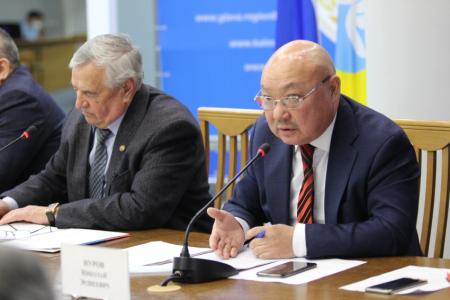 Первый секретарь Калмыцкого рескома КПРФ Николай Нуров принял участие в заседании Совета старейшин