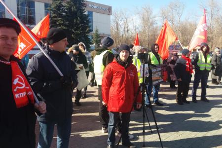 Тюмень. Лидер тюменских коммунистов Тамара Казанцева выступила на митинге против обнуления президентских сроков
